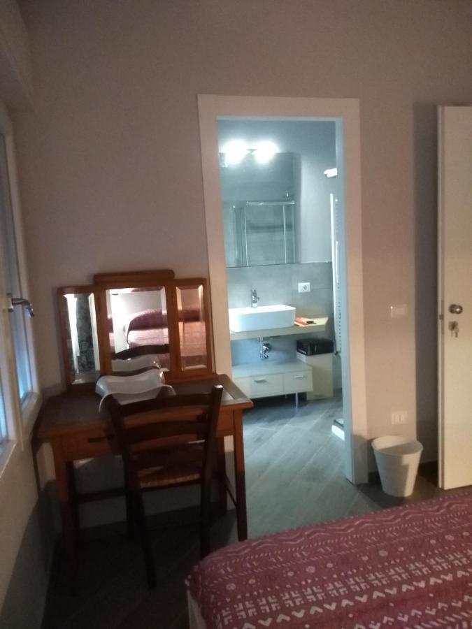Tom & Jerry Bed & Breakfast Pisa Exterior foto